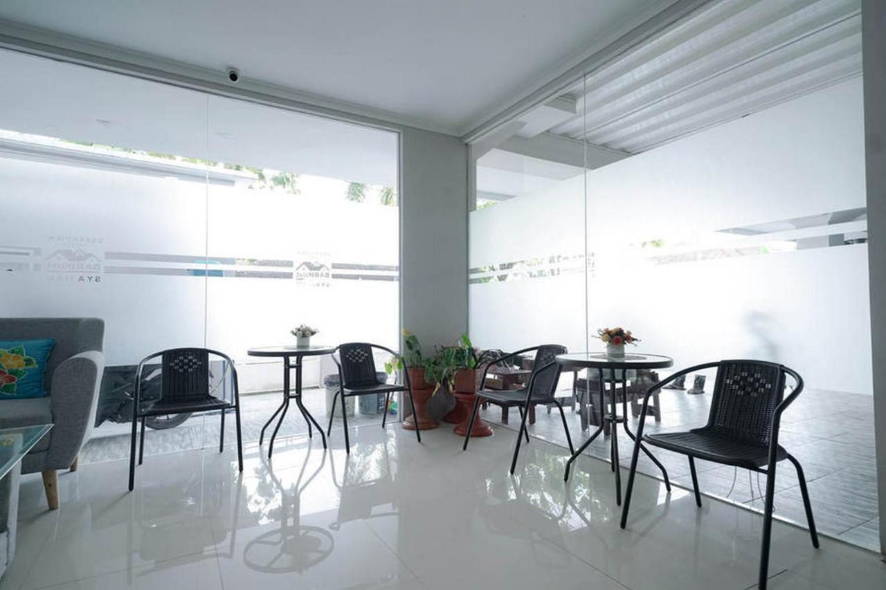 Urbanview Hotel Bari Syariah Palembang By Reddoorz מראה חיצוני תמונה