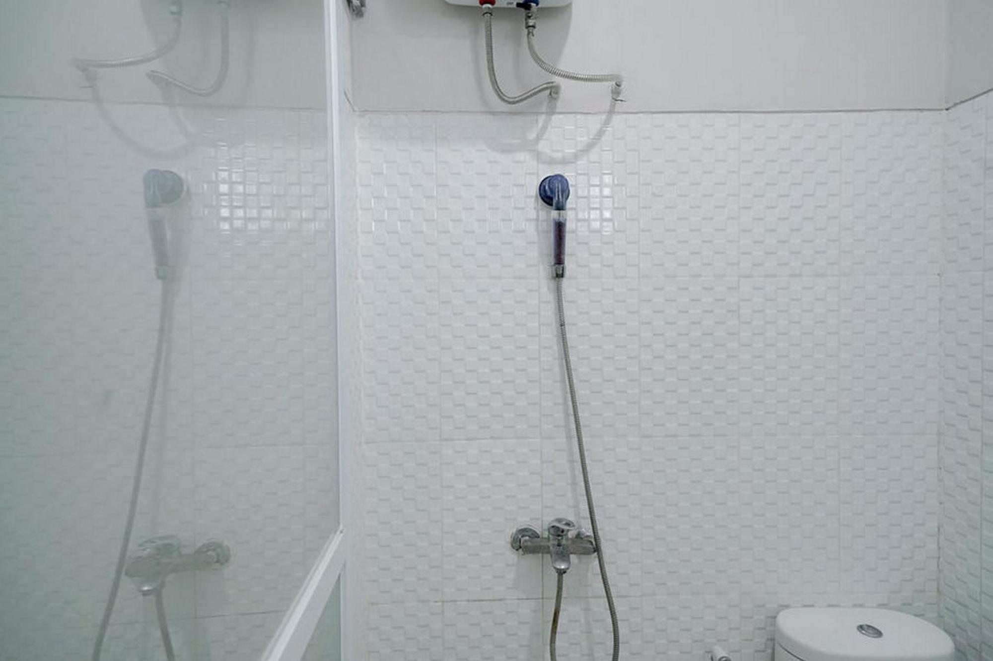 Urbanview Hotel Bari Syariah Palembang By Reddoorz מראה חיצוני תמונה